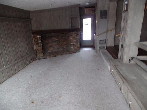 3rd image of 5328 Plover Ln