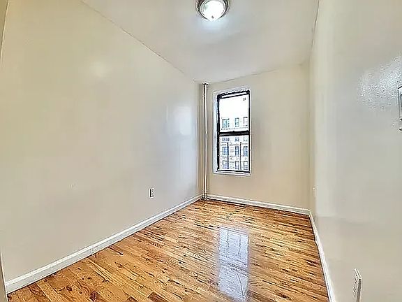 4th image of 200 W 145th St #26
