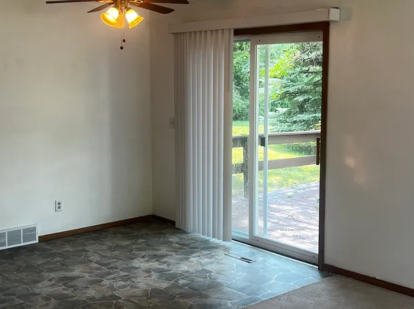 3301 E Canary St, Appleton, WI 54915