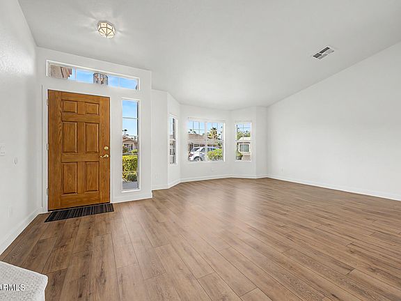 5th image of 2015 E CARMEN Street