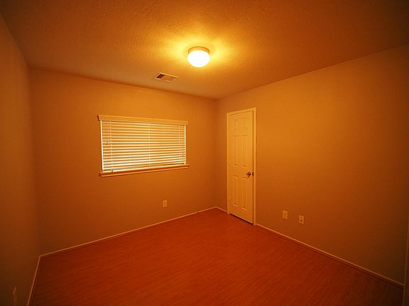 3rd image of 22218 Oceanic Dr