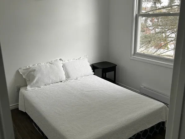 132 McMurray St #6, Bracebridge, ON P1L 2E2