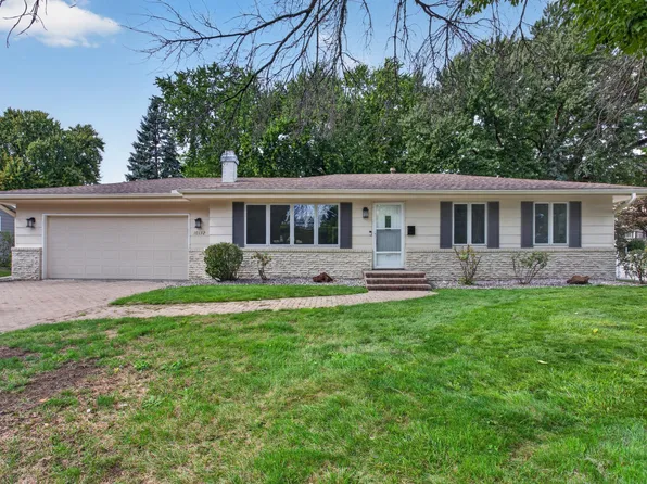 10132 Johnson Ave S, Bloomington, MN 55437