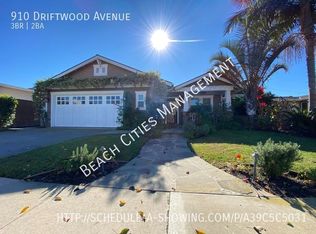 910 Driftwood Ave, Seal Beach, CA 90740