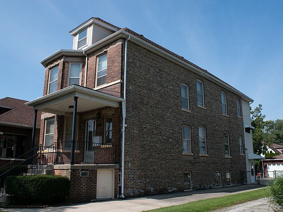 2nd image of 4342 N Lowell Ave