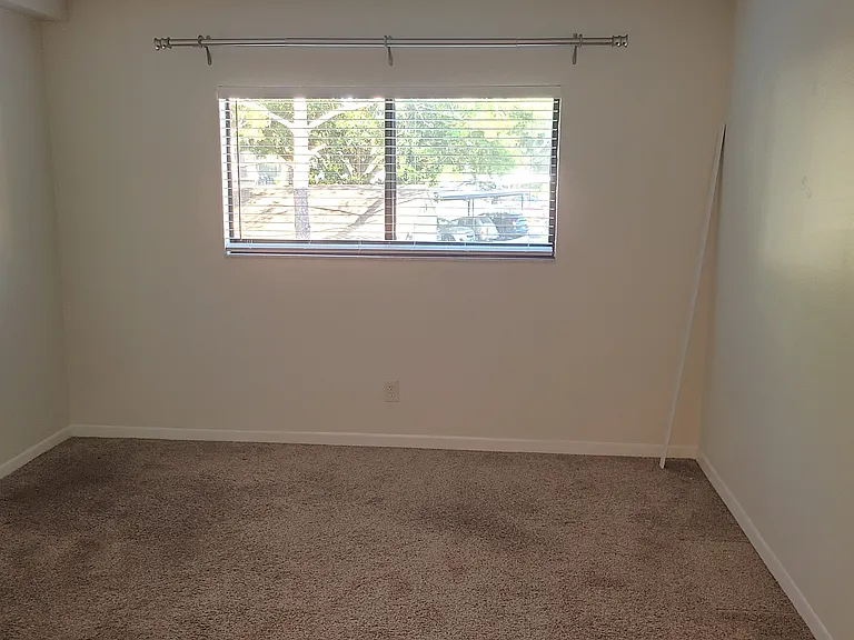 Casa Del Sol Cir — Photo 11
