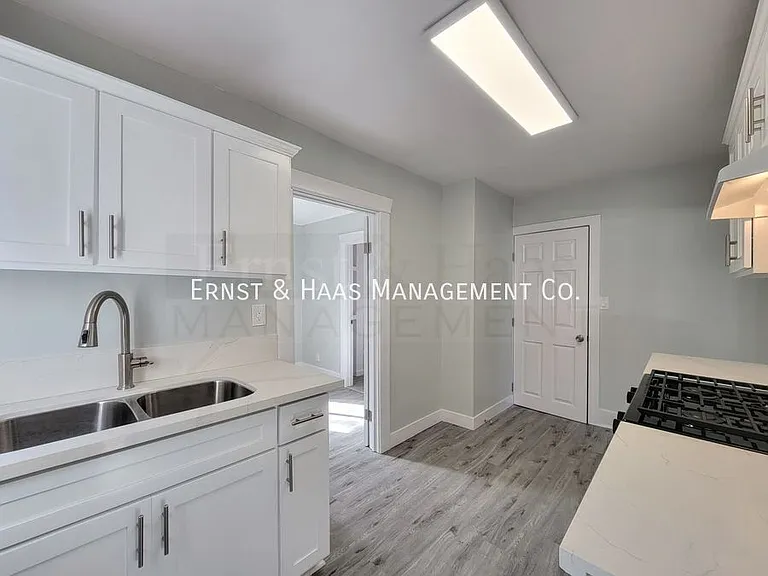 1145 Freeman Ave #A — Photo 11