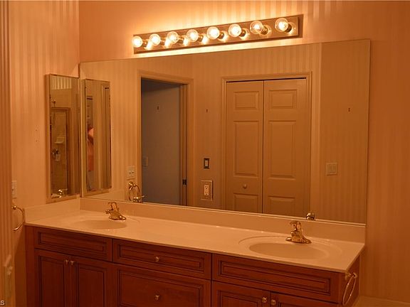 4th image of 20739 Wheelock Dr