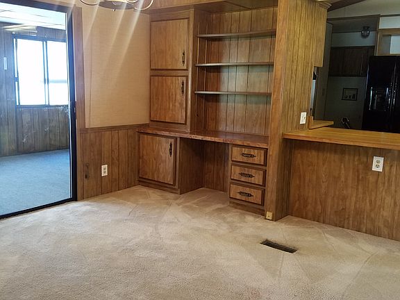 5th image of 241 Lafayette Dr