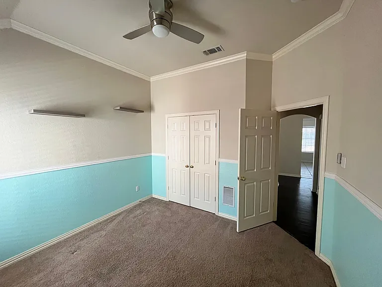 6021 Blue Spruce Ln — Photo 19