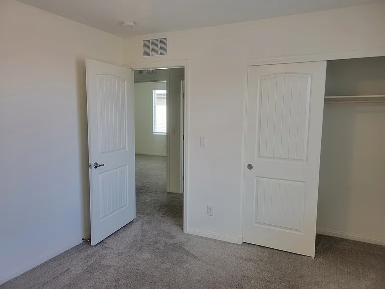 8056 Kings Guard St — Photo 12