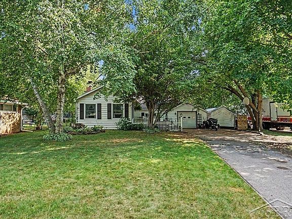 4th image of 1610 E Ashman St