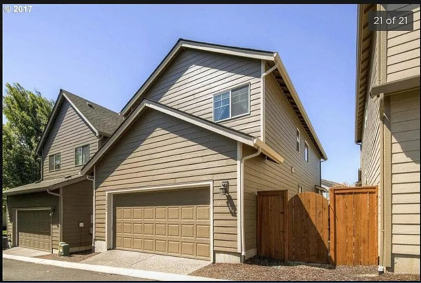 4 bed, 2.5 bath, 1853 sqft, $3,195 — Photo 4