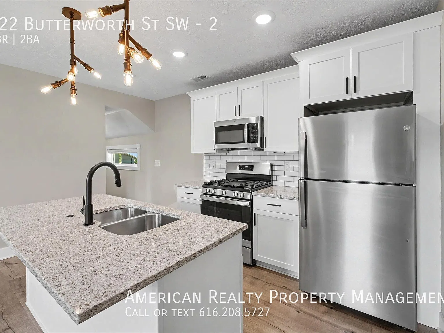 3 bed, 1200 sqft, $2,200 — Photo 2