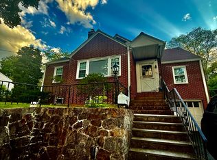 (Undisclosed Address), Hawthorne, NY 10532
