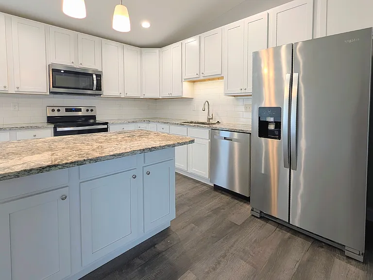 1117 Baseball Dr — Photo 16