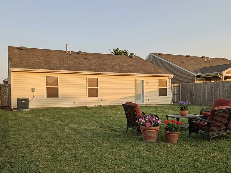 15613 Camellia Rd — Photo 8