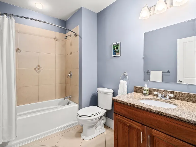 79 West St — Photo 3