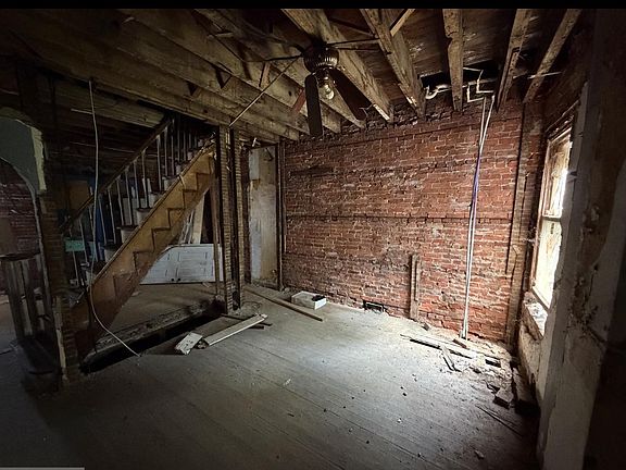 5th image of 1168 Atlantic Ave