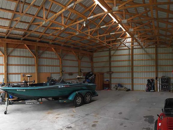 5th image of 2094 Lakes North Dr
