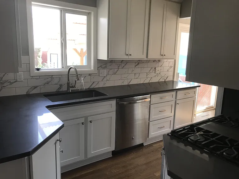 9026 SE Harrison St — Photo 4