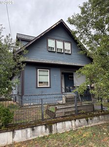 9803 SE Henry St, Portland, OR, 97266