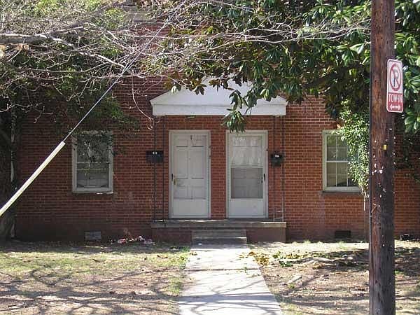 1st image of 400 S Mendenhall St