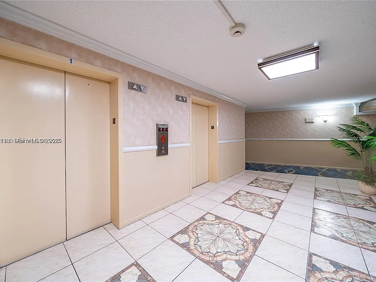 3800 S Ocean Dr #311 — Photo 28
