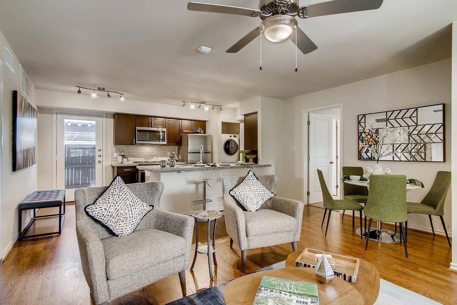 Greenridge Place — Photo 4