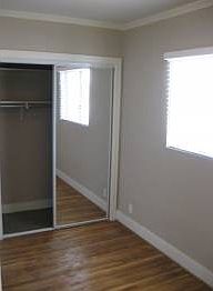 3rd image of 429 W Garfield Ave APT A