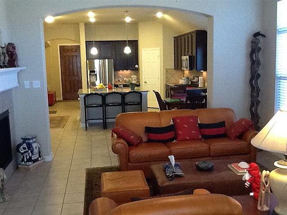 2nd image of 709 Golden Nugget Dr