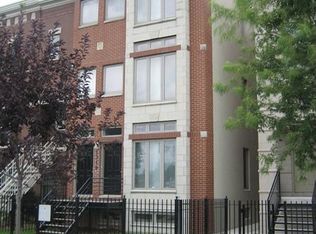 1310 W Grenshaw St #2, Chicago, IL 60607
