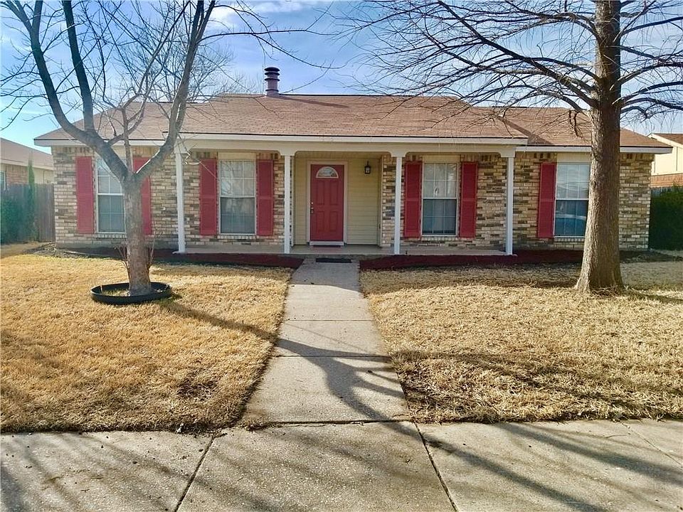 1st image of 1905 Glencrest Ln