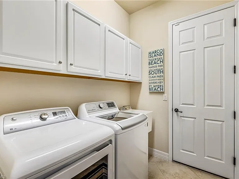 28692 Derry Ct — Photo 18