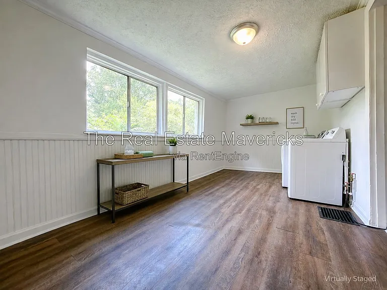 404 N Seminole Dr — Photo 16