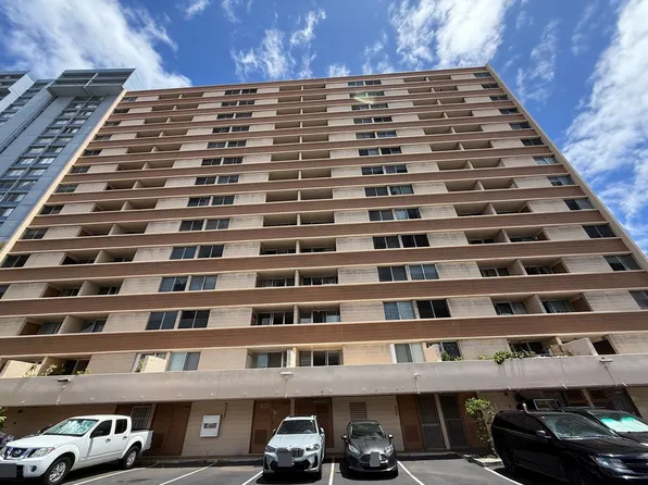 801 Ala Nioi Pl, Honolulu, HI 96818