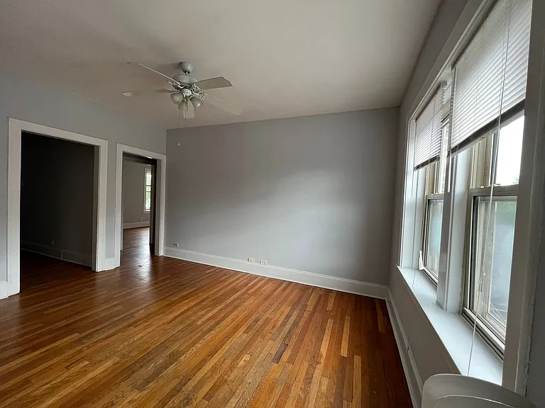 2247 Ridge Ave — Photo 11