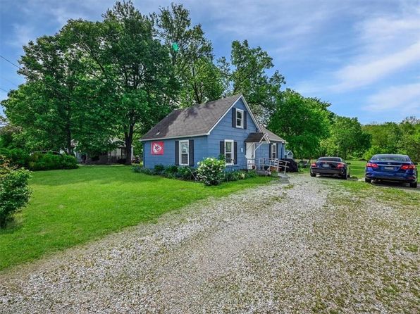 1829 Dakota St, Leavenworth, KS 66048