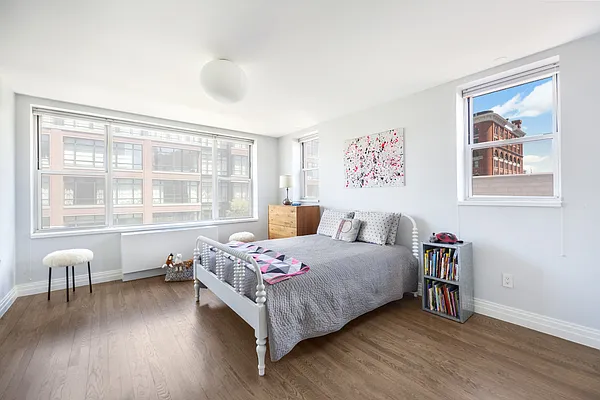 Rented by Compass | media 9