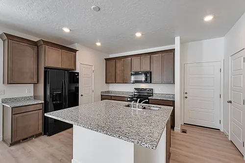 4259 W Dixon Way Photo 1