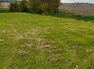 14801 Hebron Rd, Harvard, IL 60033