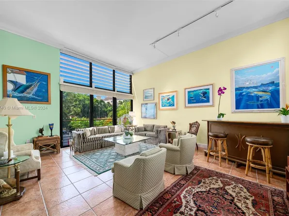 205 E Enid Dr #32, Key Biscayne, FL 33149