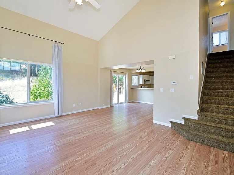 4912 Ardley Dr — Photo 3
