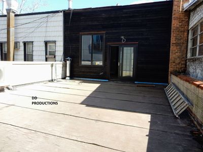 373 Graham Ave, Brooklyn, NY, 11211