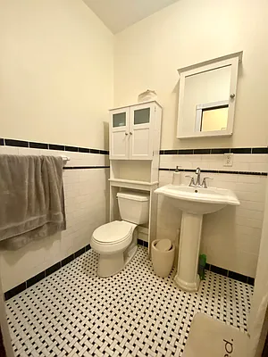 Rented by Compass | media 29