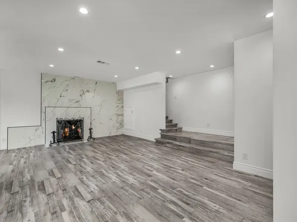 9848 Portola Dr, Beverly Hills, CA 90210
