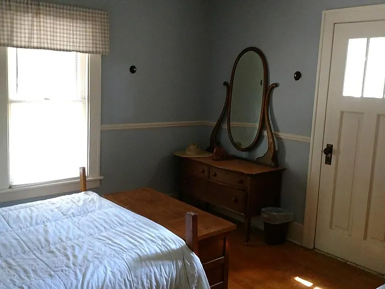 318 N Court St — Photo 7