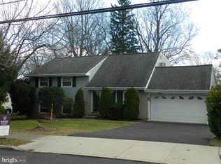 141 Delmont Ave, Warminster, PA 18974