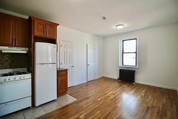 Rented by Hagstrom Management Inc | media 24
