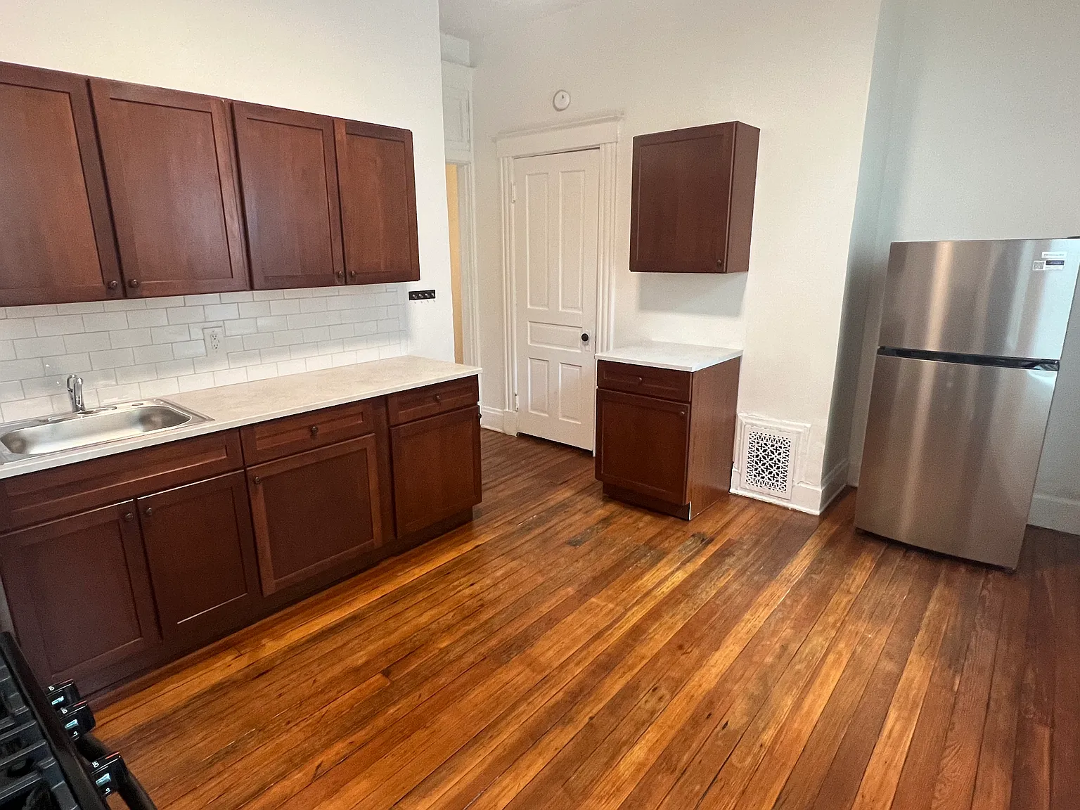 1837 Tilden Ave — Photo 3